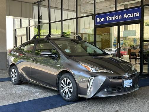 2019 Toyota Prius XLE