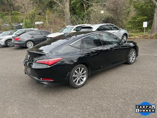 2023 Acura Integra Base