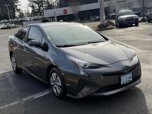 2017 Toyota Prius Four