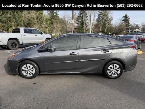 2017 Toyota Prius Four