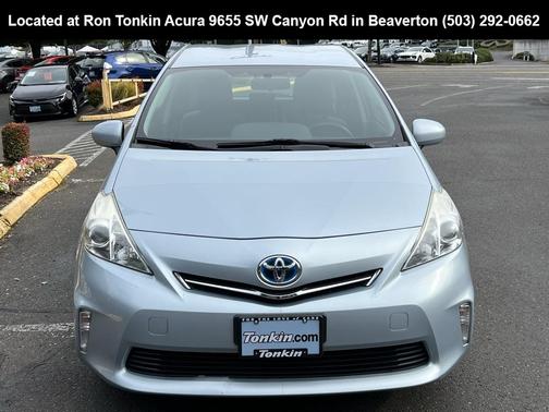 2013 Toyota Prius v Three
