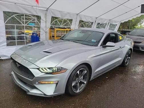 2021 Ford Mustang EcoBoost