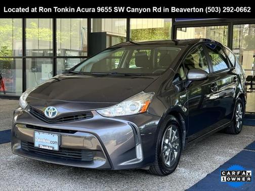 2016 Toyota Prius v Three