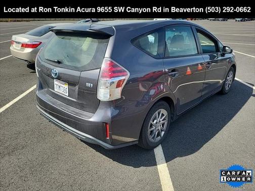 2016 Toyota Prius v Three