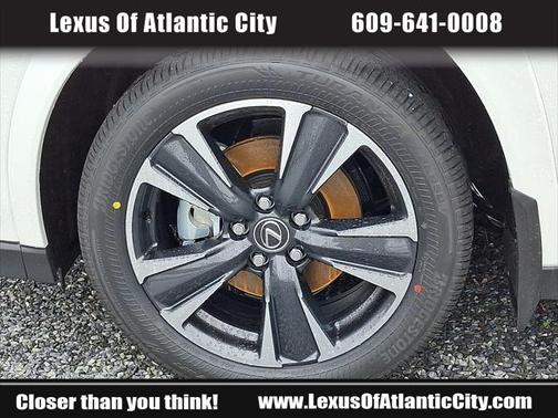 2025 Lexus UX 300h Base