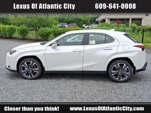 2025 Lexus UX 300h Base