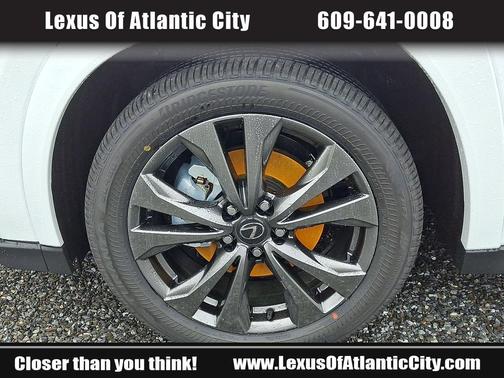 2025 Lexus UX 300h F SPORT Design