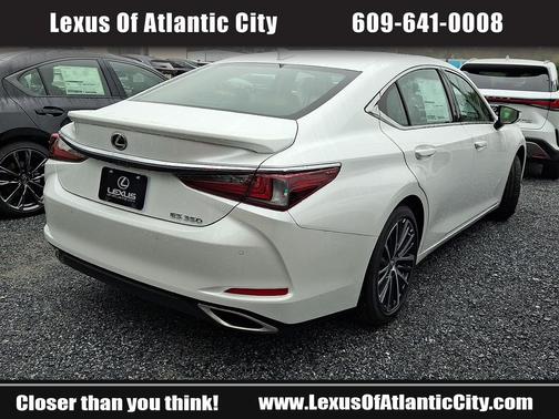 2025 Lexus ES 350 Base