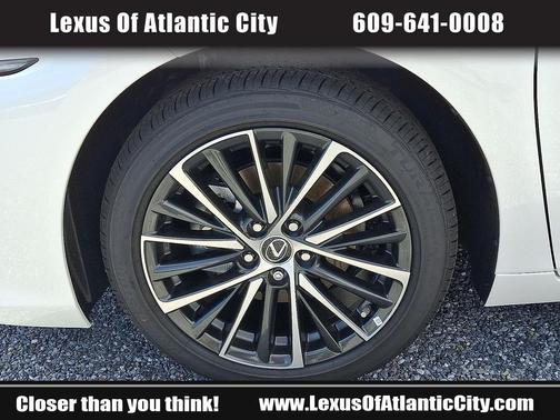 2025 Lexus ES 350 Base