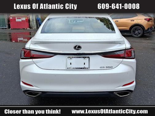 2025 Lexus ES 350 Base