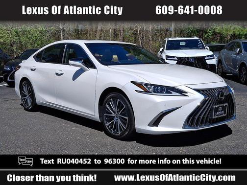 Eminent White Pearl 2024 Lexus ES 300h ES 300h FWD