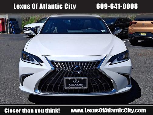 Eminent White Pearl 2024 Lexus ES 300h ES 300h FWD
