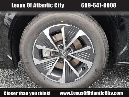 2025 Lexus RZ 450e Premium AWD w/18" Wheels