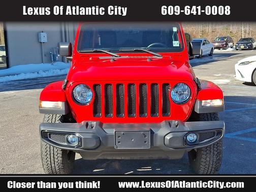 2023 Jeep Wrangler 4-Door Sahara Altitude 4x4