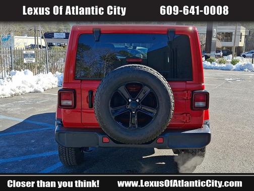 2023 Jeep Wrangler 4-Door Sahara Altitude 4x4