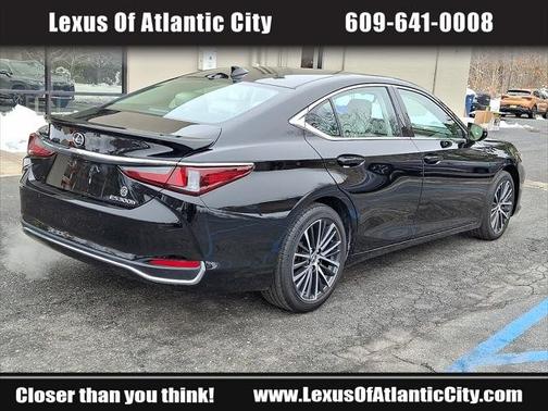 2023 Lexus ES 300h ES 300h FWD