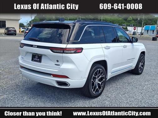 2024 Jeep Grand Cherokee Summit
