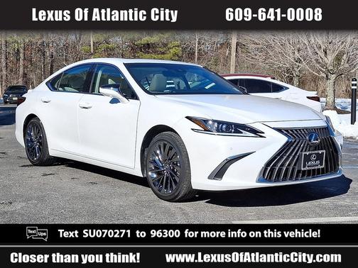 2025 Lexus ES 300h Luxury