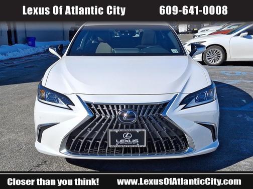 2024 Lexus ES 300h Base