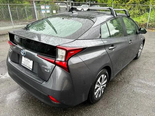 2020 Toyota Prius XLE