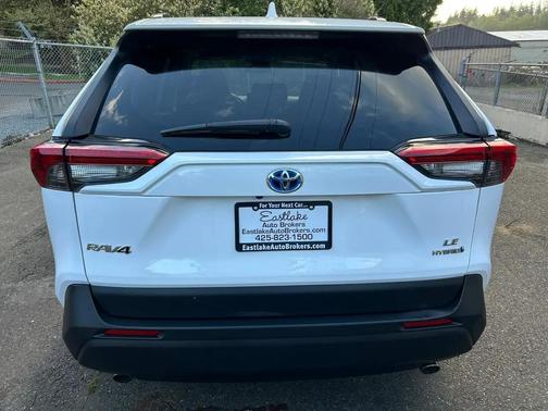 Super White 2021 Toyota RAV4 Hybrid LE
