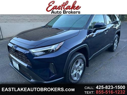 2025 Toyota RAV4 Hybrid XLE