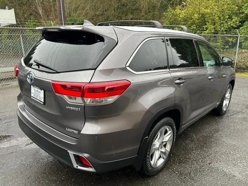 2017 Toyota Highlander Hybrid Platinum