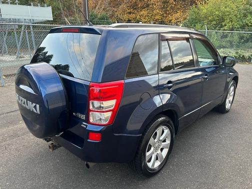 2011 Suzuki Grand Vitara Limited