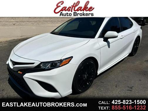 2018 Toyota Camry SE