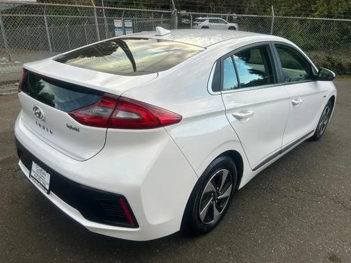 2018 Hyundai IONIQ Hybrid SEL