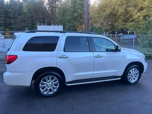 2016 Toyota Sequoia Platinum