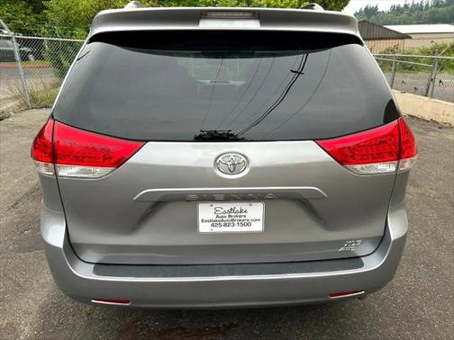 2014 Toyota Sienna XLE