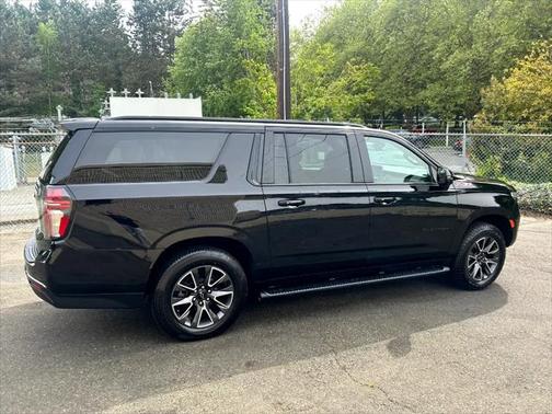 2021 Chevrolet Suburban 4WD Z71