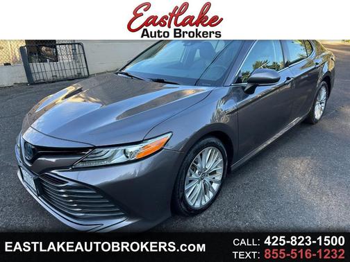2019 Toyota Camry Hybrid XLE
