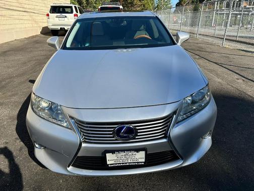 2013 Lexus ES 300h Base