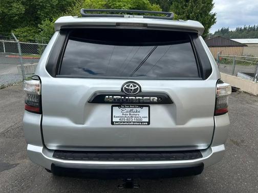Classic Silver Metallic 2015 Toyota 4Runner Trail