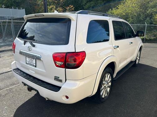 2013 Toyota Sequoia Platinum