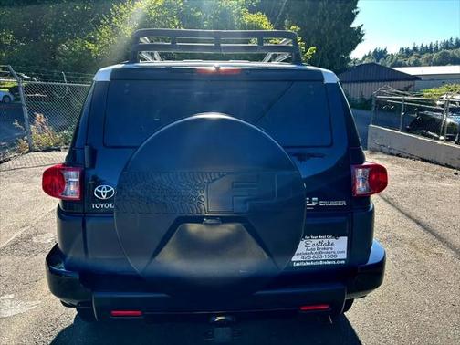 2010 Toyota FJ Cruiser Base
