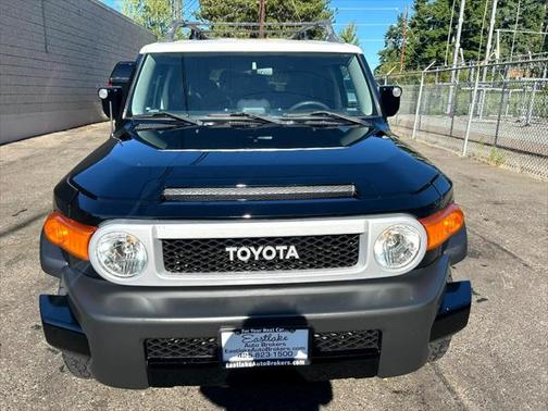 2010 Toyota FJ Cruiser Base