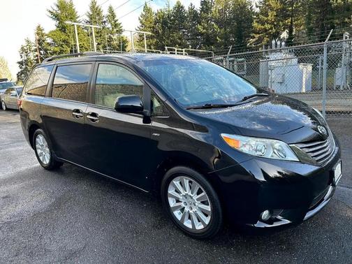 2016 Toyota Sienna XLE