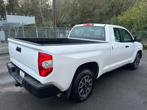 2014 Toyota Tundra SR5