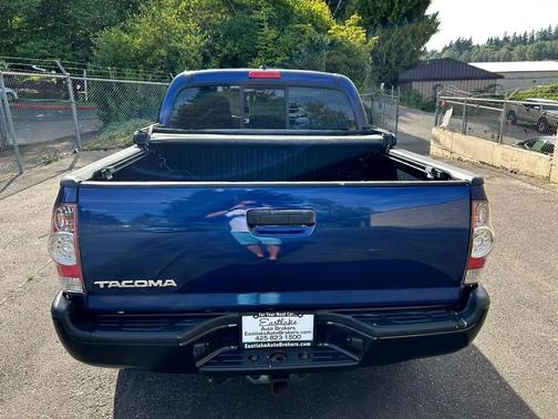 2014 Toyota Tacoma Base