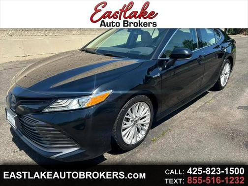 2019 Toyota Camry Hybrid XLE