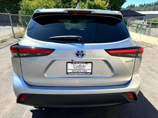 2021 Toyota Highlander Hybrid XLE