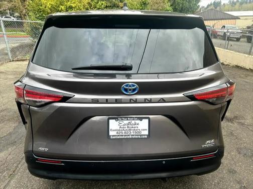 2021 Toyota Sienna XLE 7 Passenger
