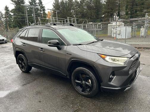 2021 Toyota RAV4 Hybrid SE
