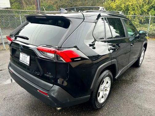 2019 Toyota RAV4 Hybrid LE