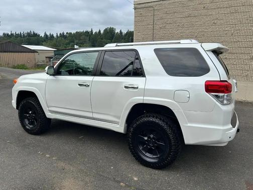 Blizzard Pearl 2010 Toyota 4Runner SR5