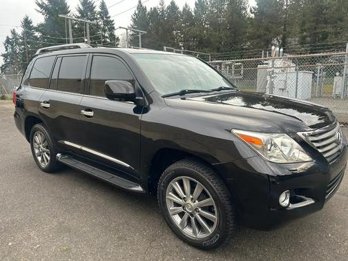 2011 Lexus LX 570 Base