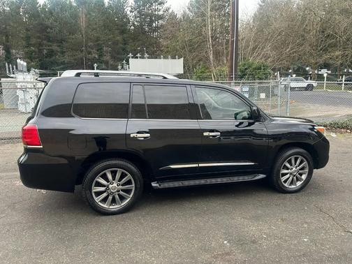2011 Lexus LX 570 Base